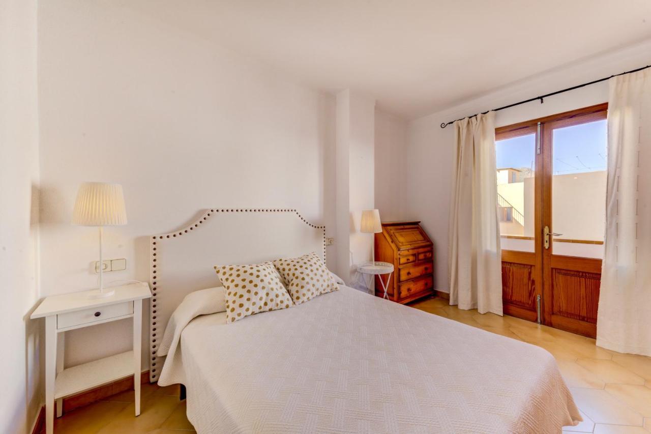 Beachfront Apartment Simar By Sealand Villas Port de Pollença Esterno foto